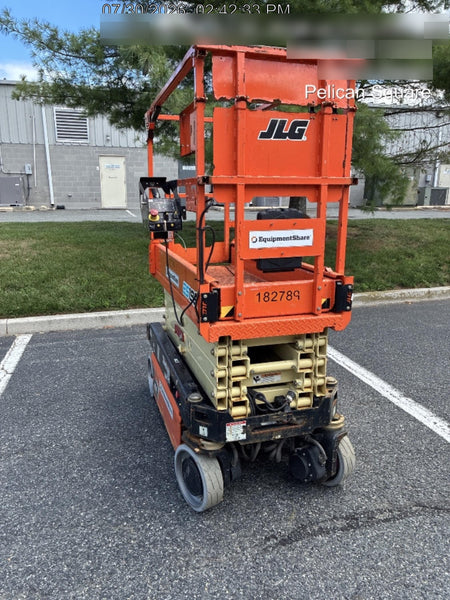 2021 JLG ES1932