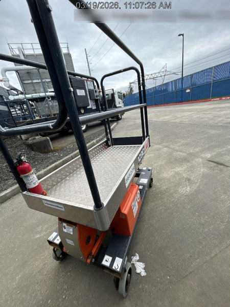 2021 JLG 1030P