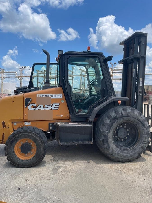 2019 CASE 588H