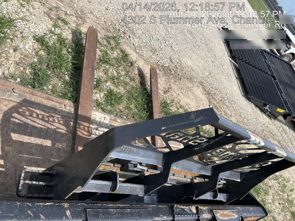 2022 PALADIN 48" Pallet Forks - Paladin