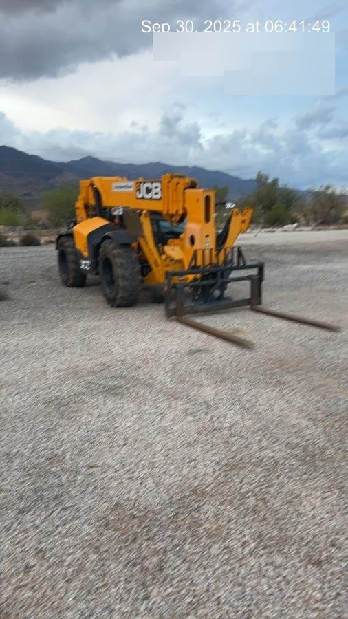 2021 JCB 514-56