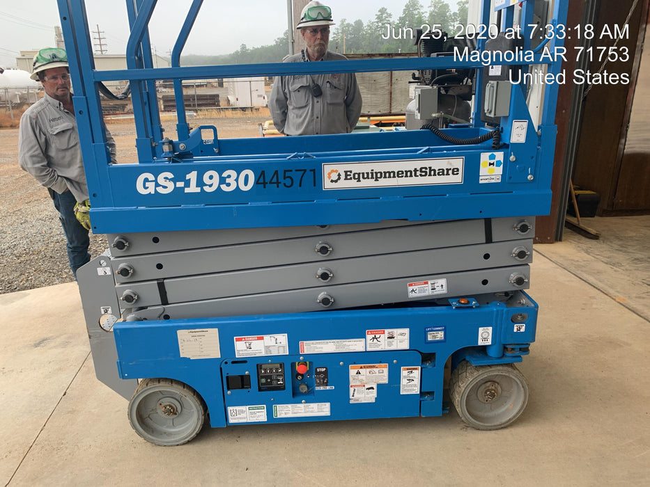 2019 Genie GS-1930 Fixed rails with chain Entry