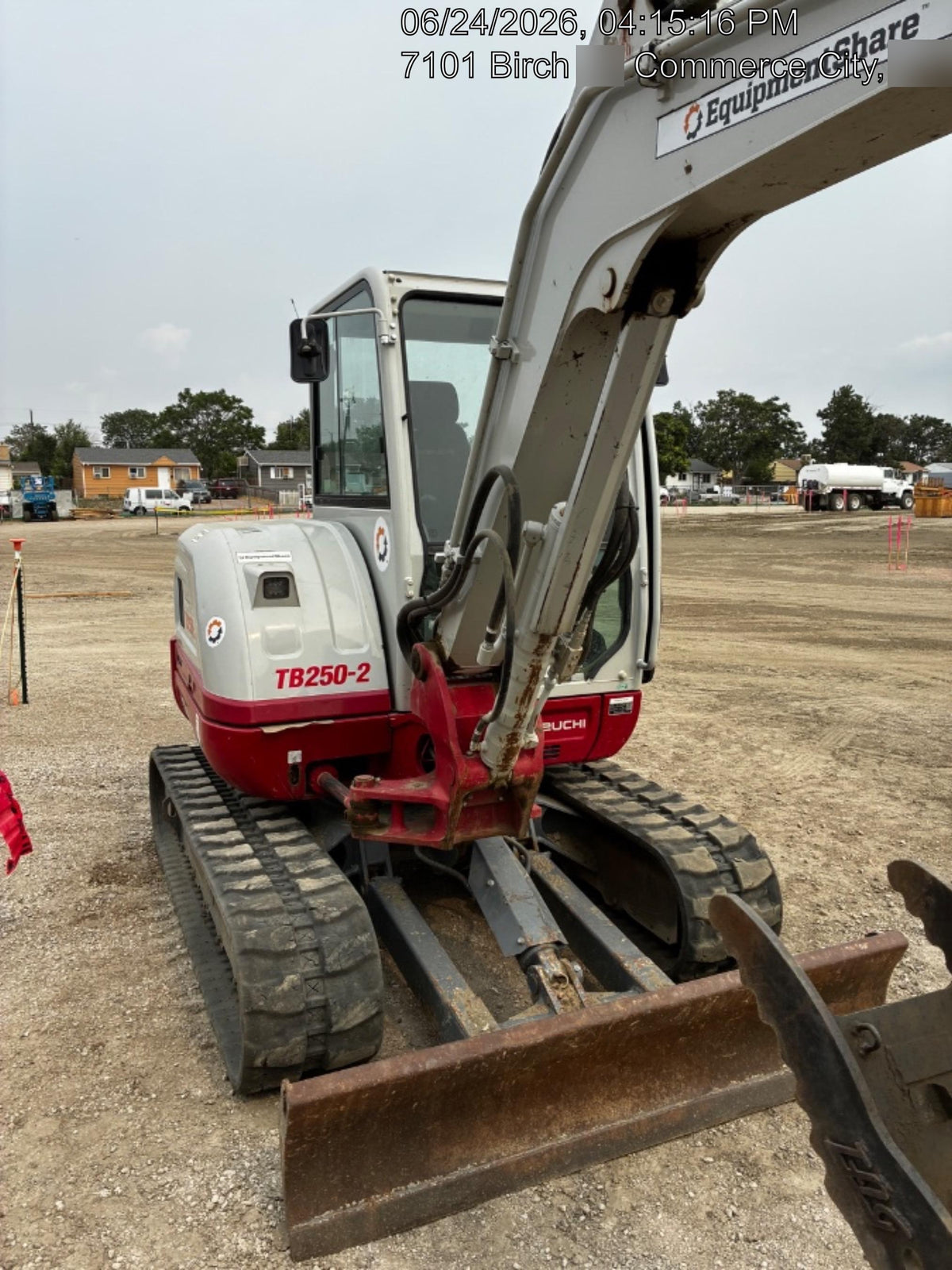 2023 TAKEUCHI TB250-2CR