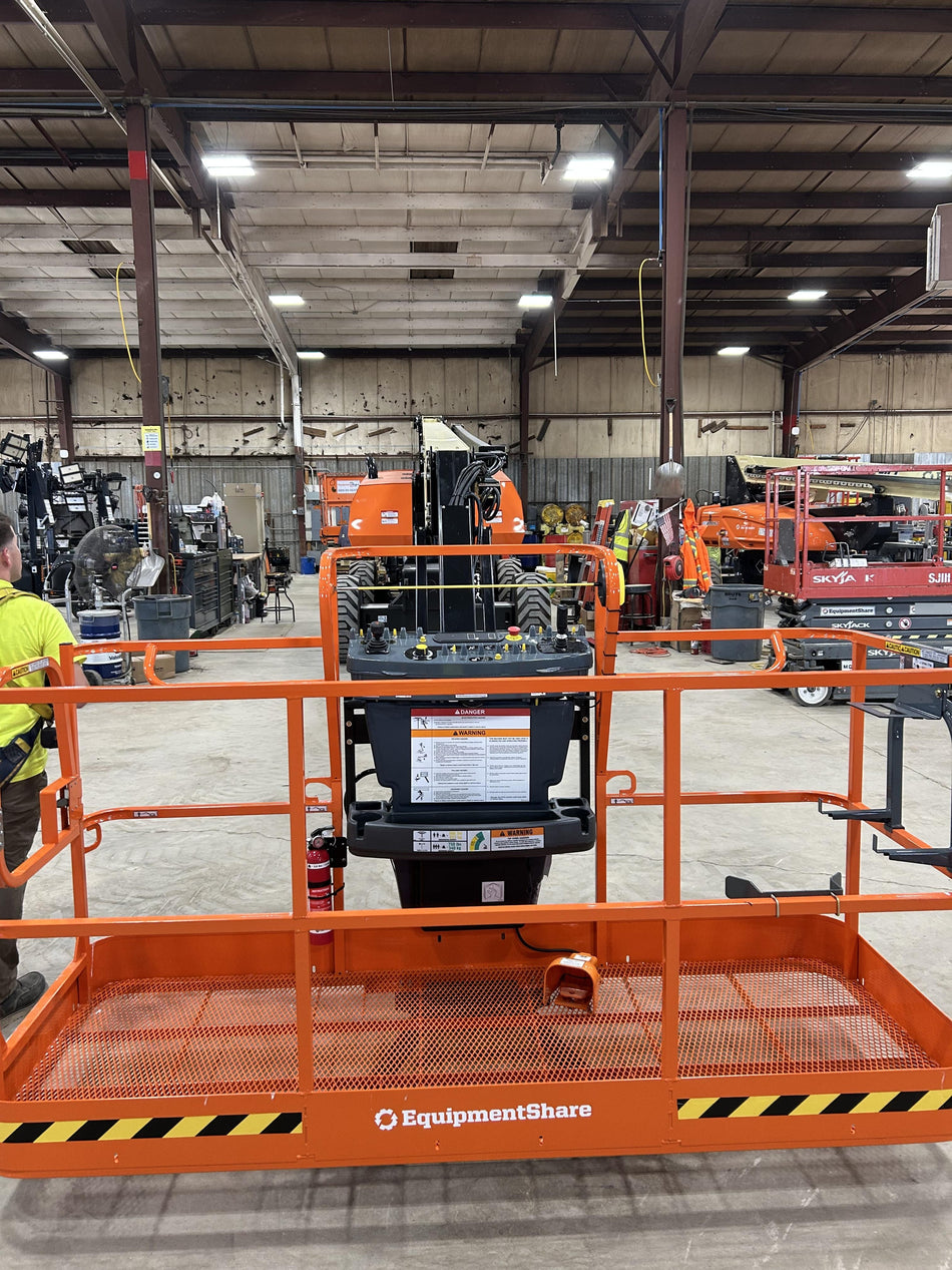2025 JLG 860SJ