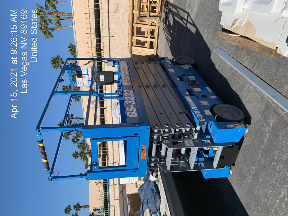 2021 GENIE GS-3232