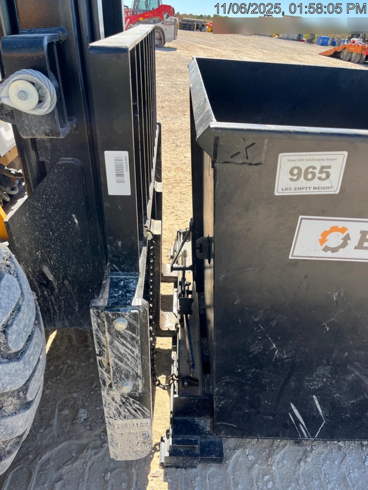 2025 STAR INDUSTRIES M-1820 - Self-Dump Hopper