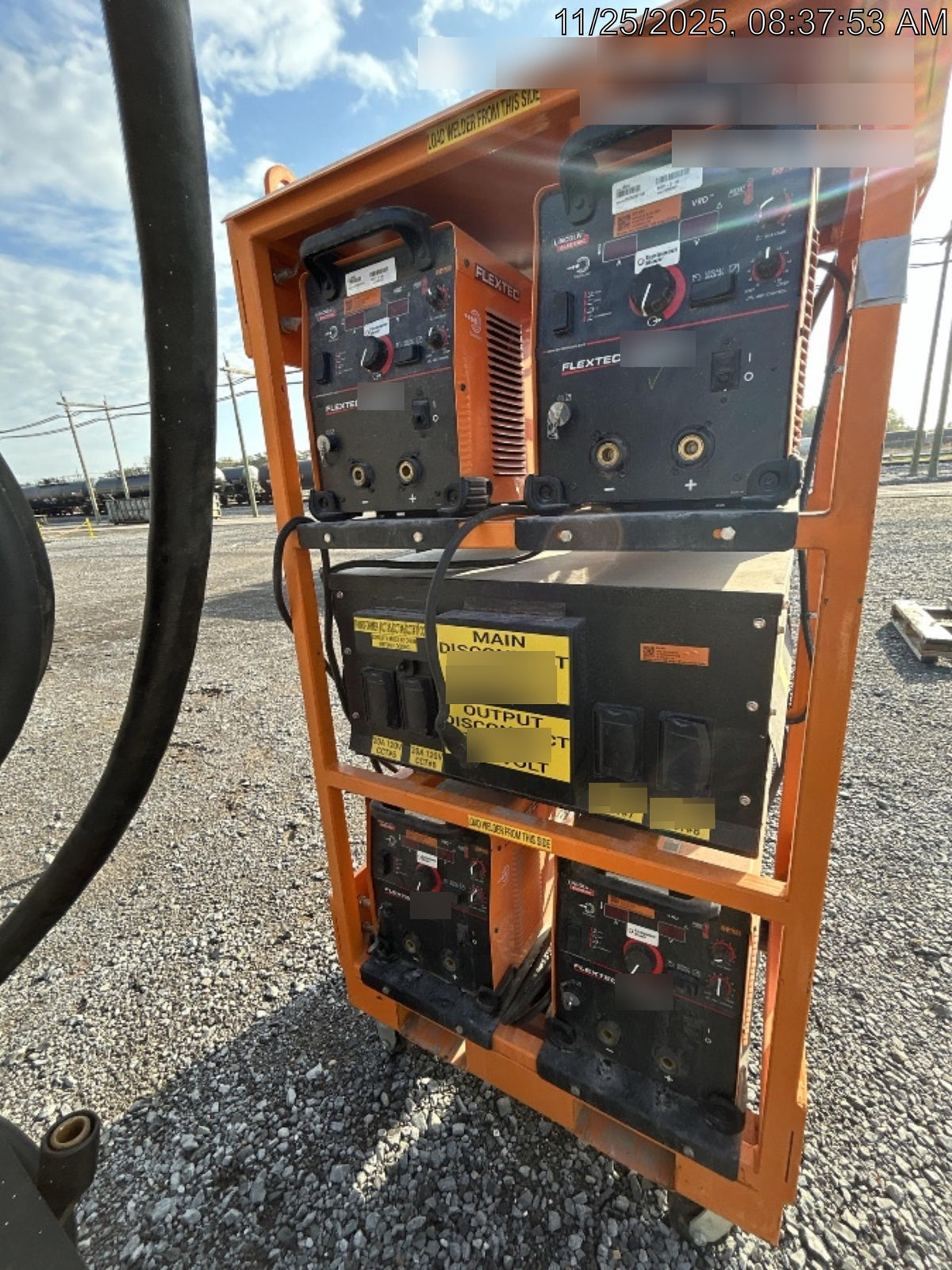 2025 LIND EQUIPMENT LE-4WR200APT-ES