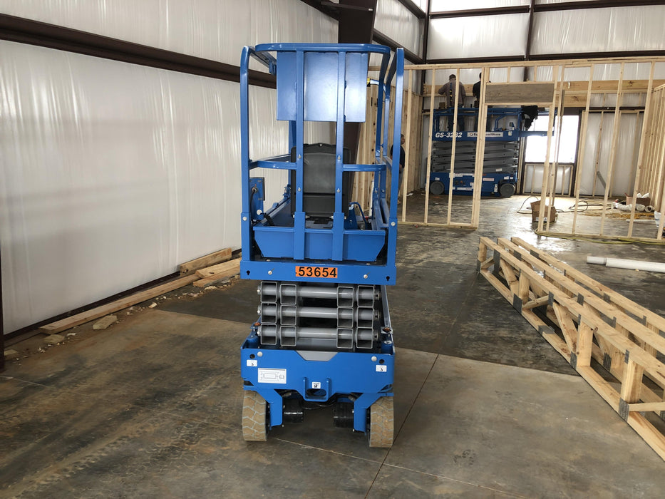 2019 Genie GS-1930 Fixed Rails with Chain Entry