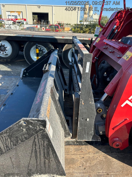 2025 TAKEUCHI 80" Smooth Bucket - Takeuchi