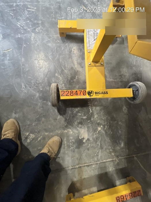 2022 BIG ASS FANS Yellow Jacket