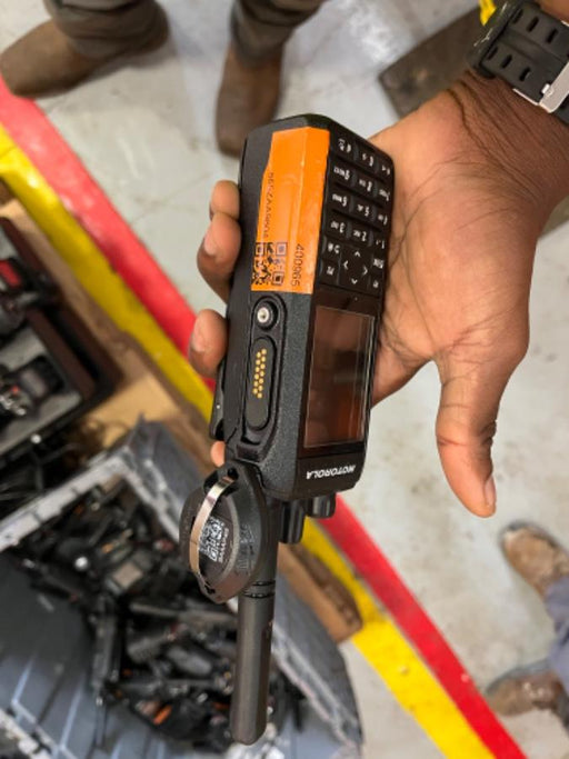 2024 MOTOROLA R7 DISPLAY