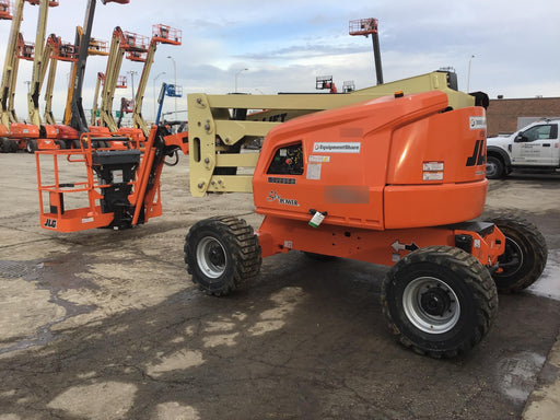 2019 JLG 450AJ