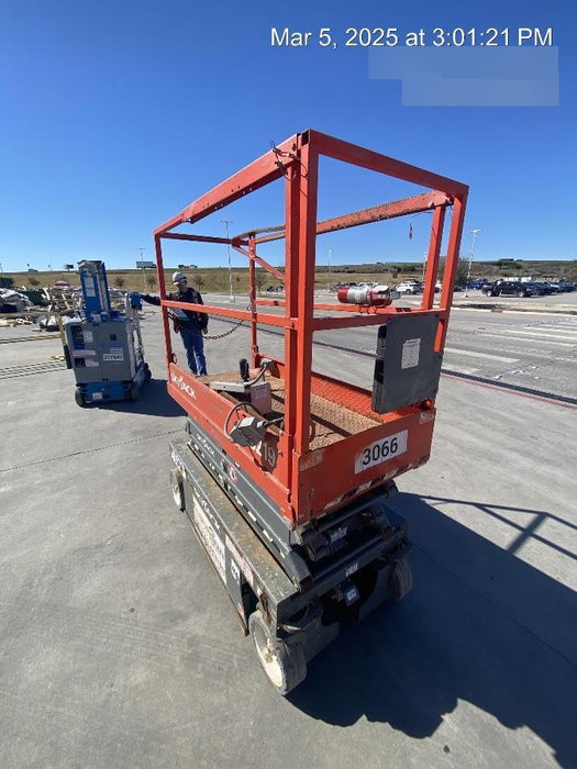 2017 Skyjack SJIII-3219 Standard