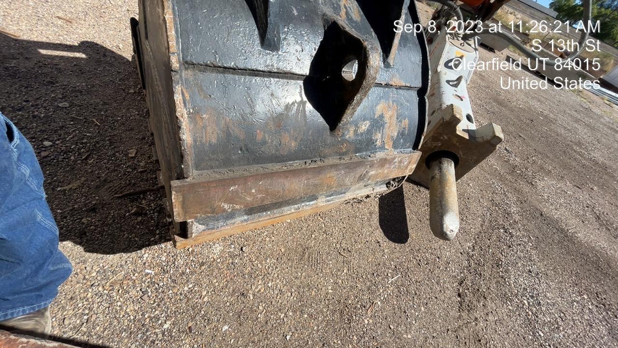 2020 DOOSAN 36" HD Bucket Doosan