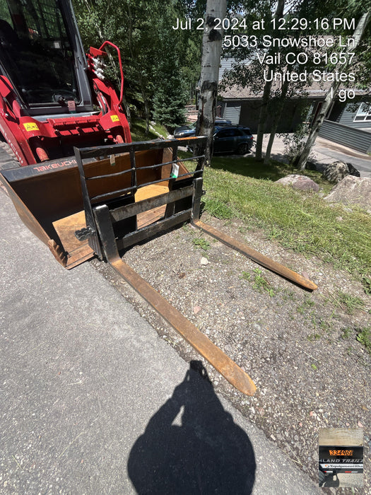 2022 ARROW MATERIAL HANDLING 60" Pallet Forks - Arrow