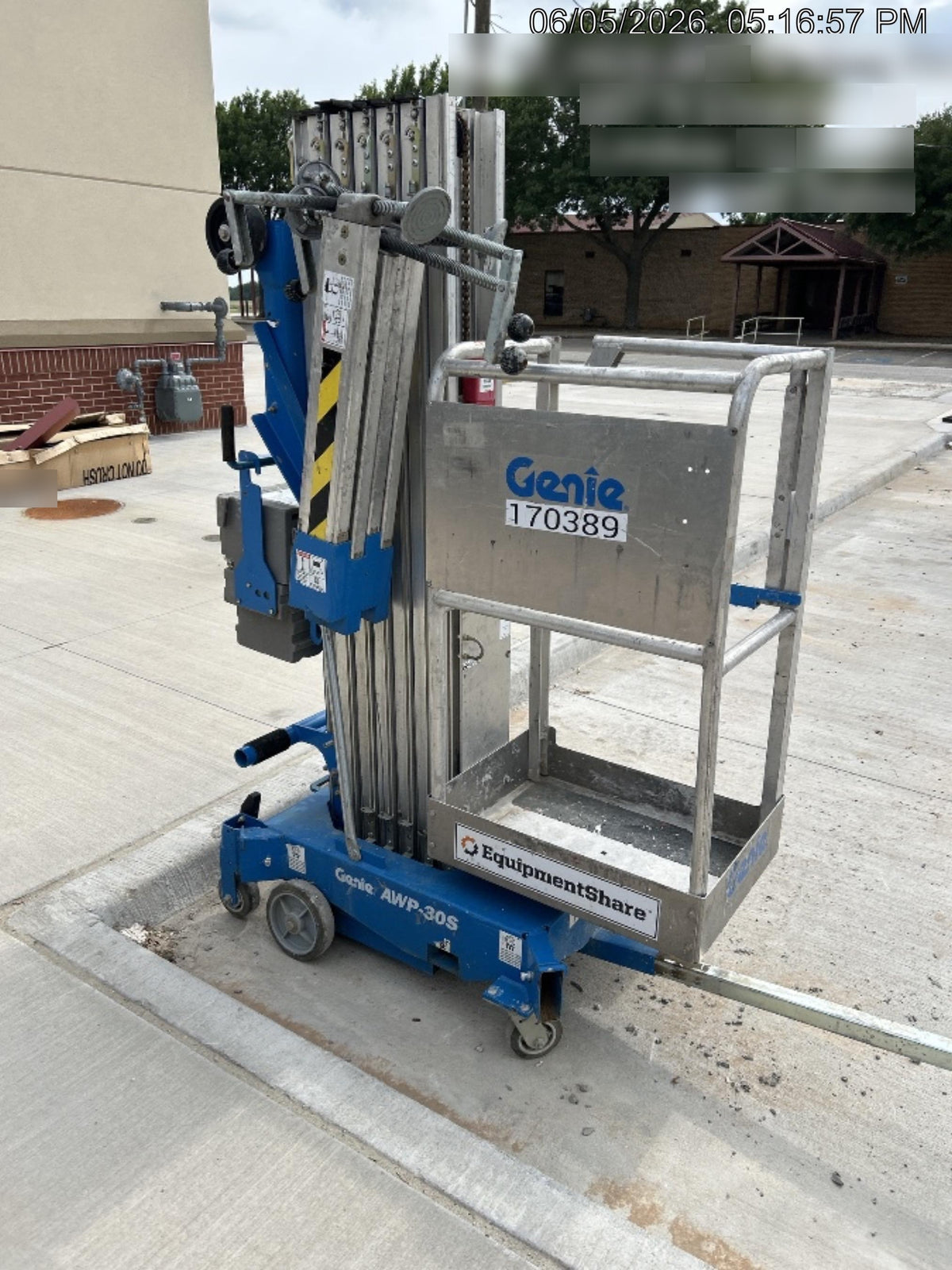 2021 GENIE AWP-30S DC