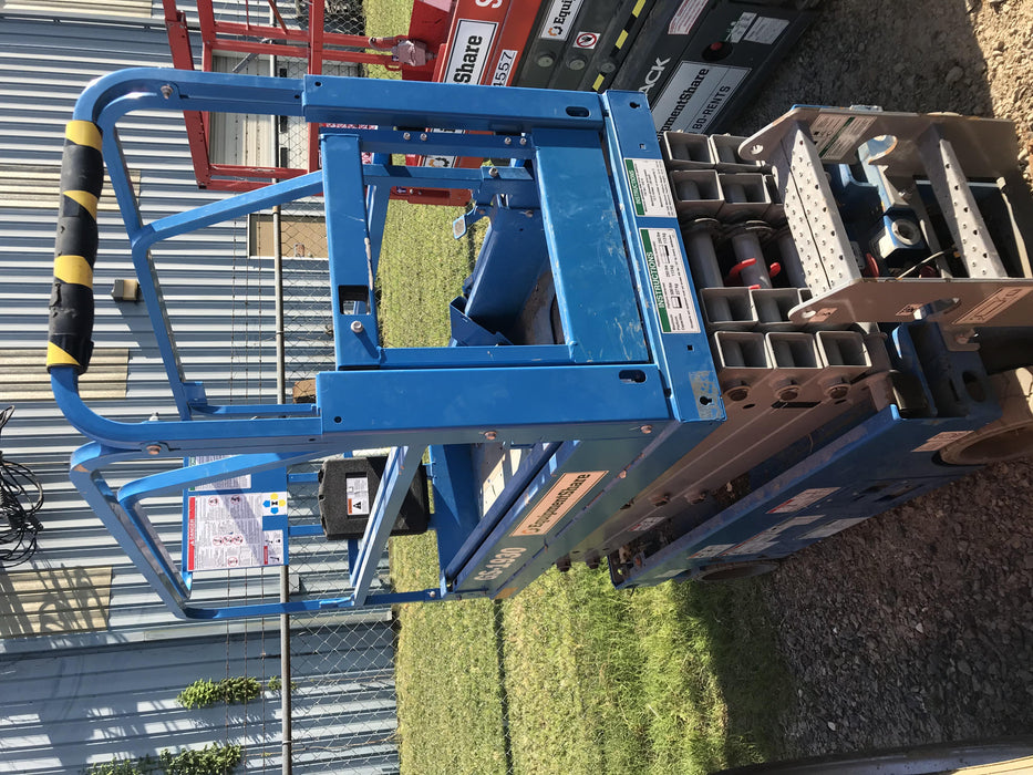 2020 Genie GS-1930 Solid Non Marking Tires, Beacon, Folding rails with half height swing gate