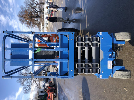 2019 Genie GS-2632 Folding rails with half height swing gate