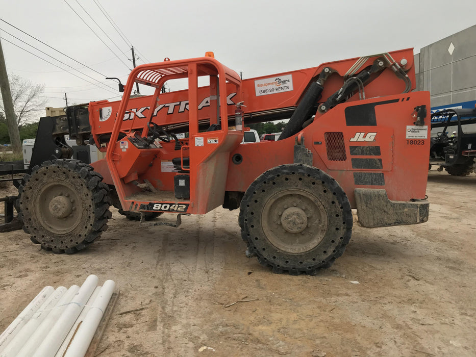 2018 Skytrak 8042 Skytrak 8042 , Canopy, 74hp Engine, Carriage 60", Forks 48" ,Worklights, Beacon, Pneumatic Tires, Freight