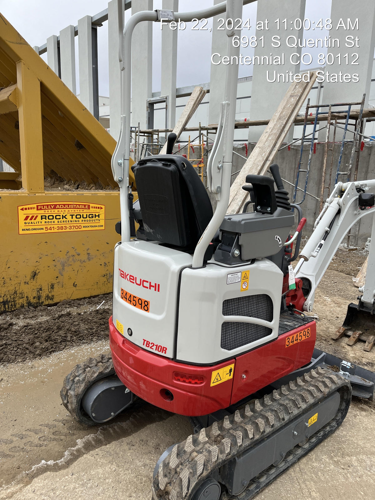 2023 TAKEUCHI TB210R
