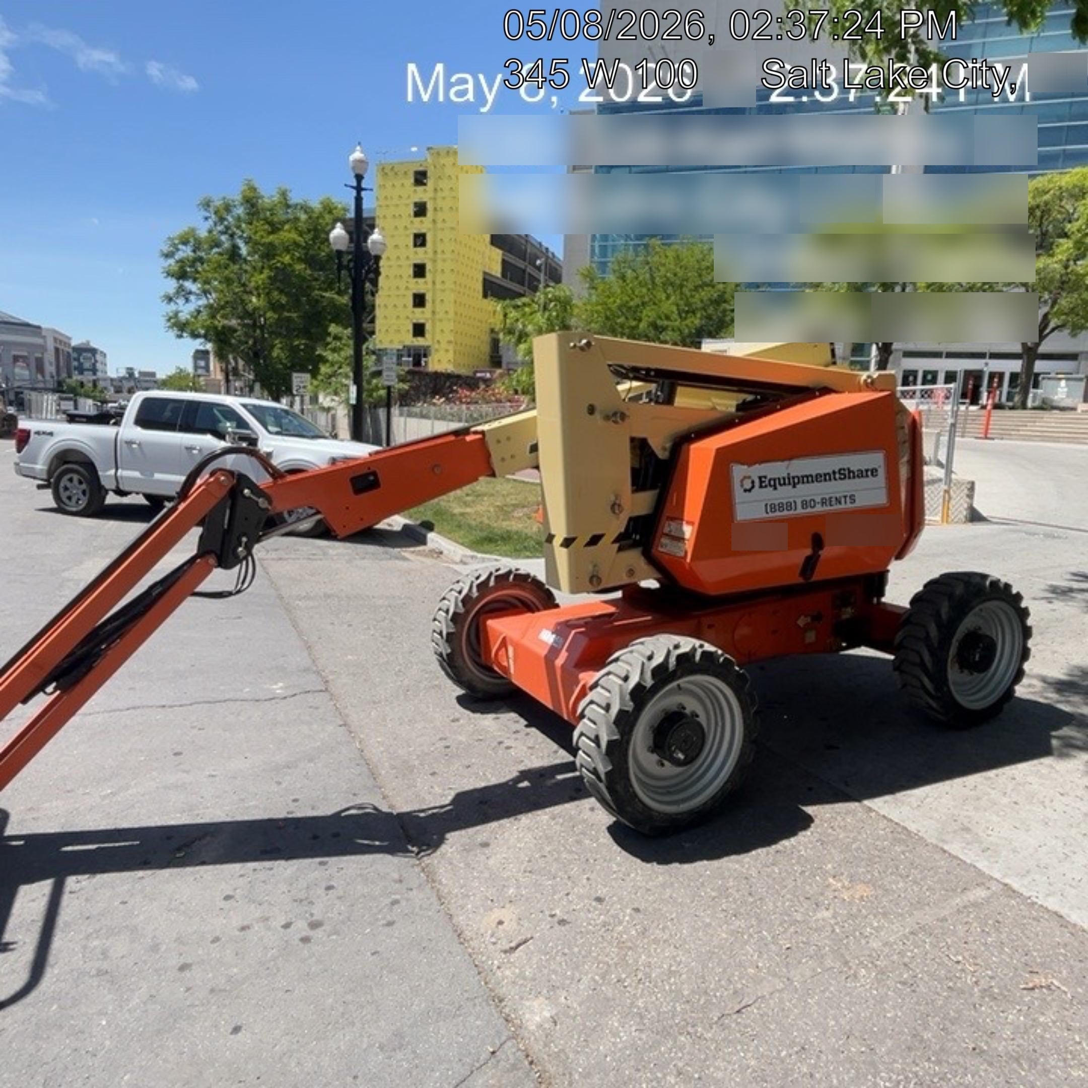 2022 JLG 340AJ