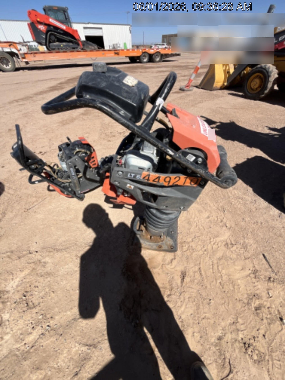 2024 HUSQVARNA LT6005