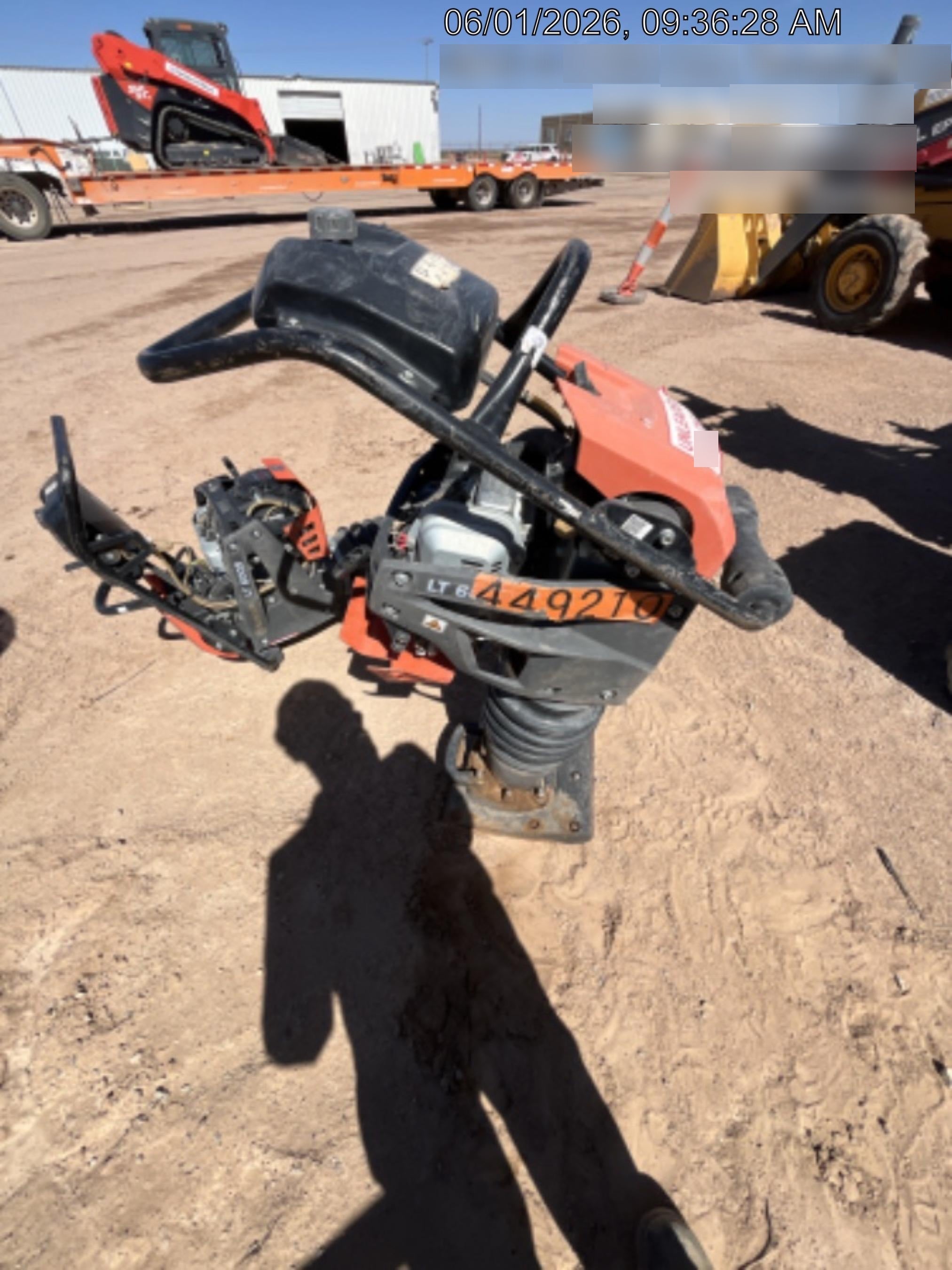 2024 HUSQVARNA LT6005