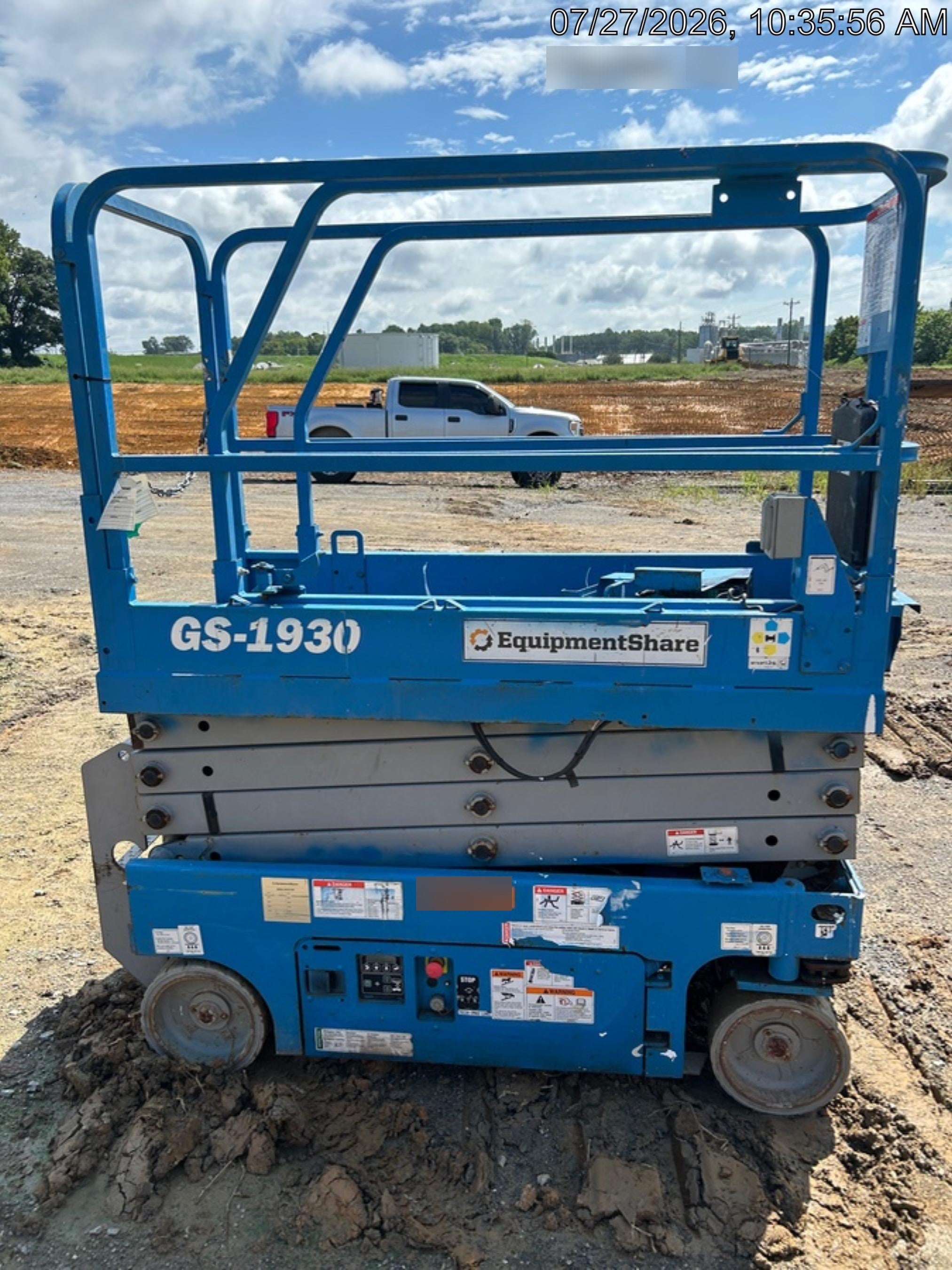 2019 Genie GS-1930 Fixed rails with chain Entry