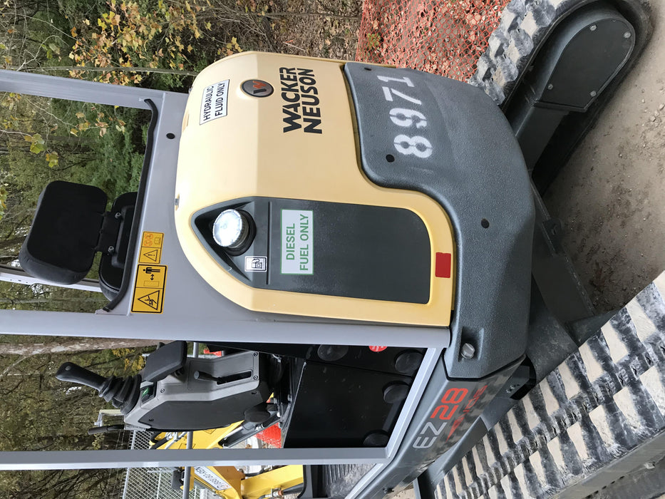 2018 Wacker Neuson EZ28 Wacker Neuson EZ28 w/Manual QC, Buckets: 24" ,18"