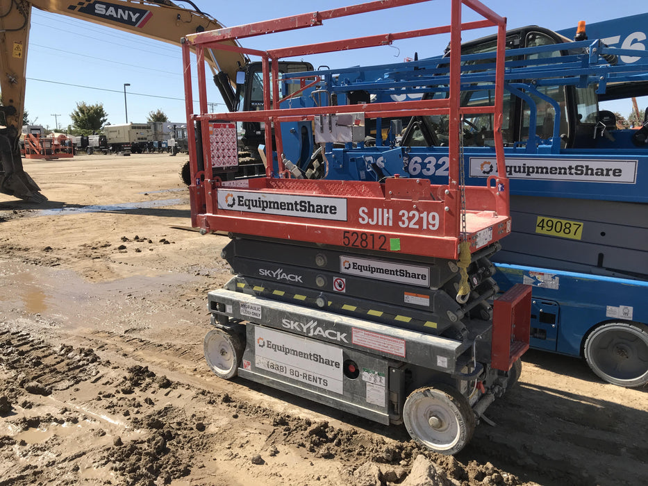 2019 Skyjack SJIII-3219 Standard Options, Trojan Batteries