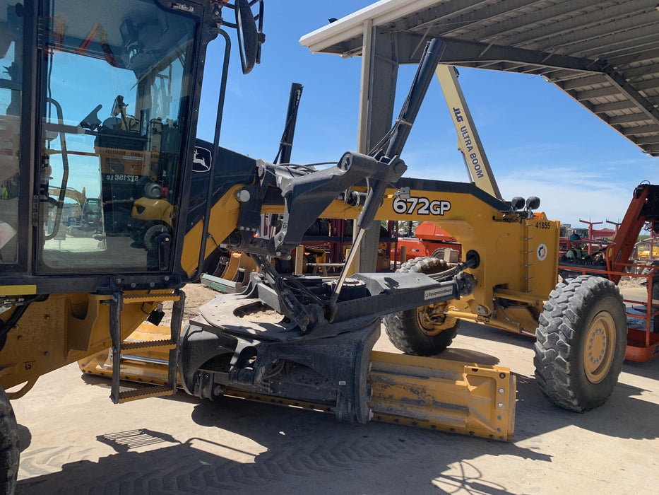 2019 JOHN DEERE 672G
