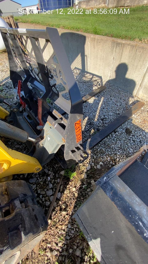 2022 PALADIN 48" Pallet Forks - Paladin