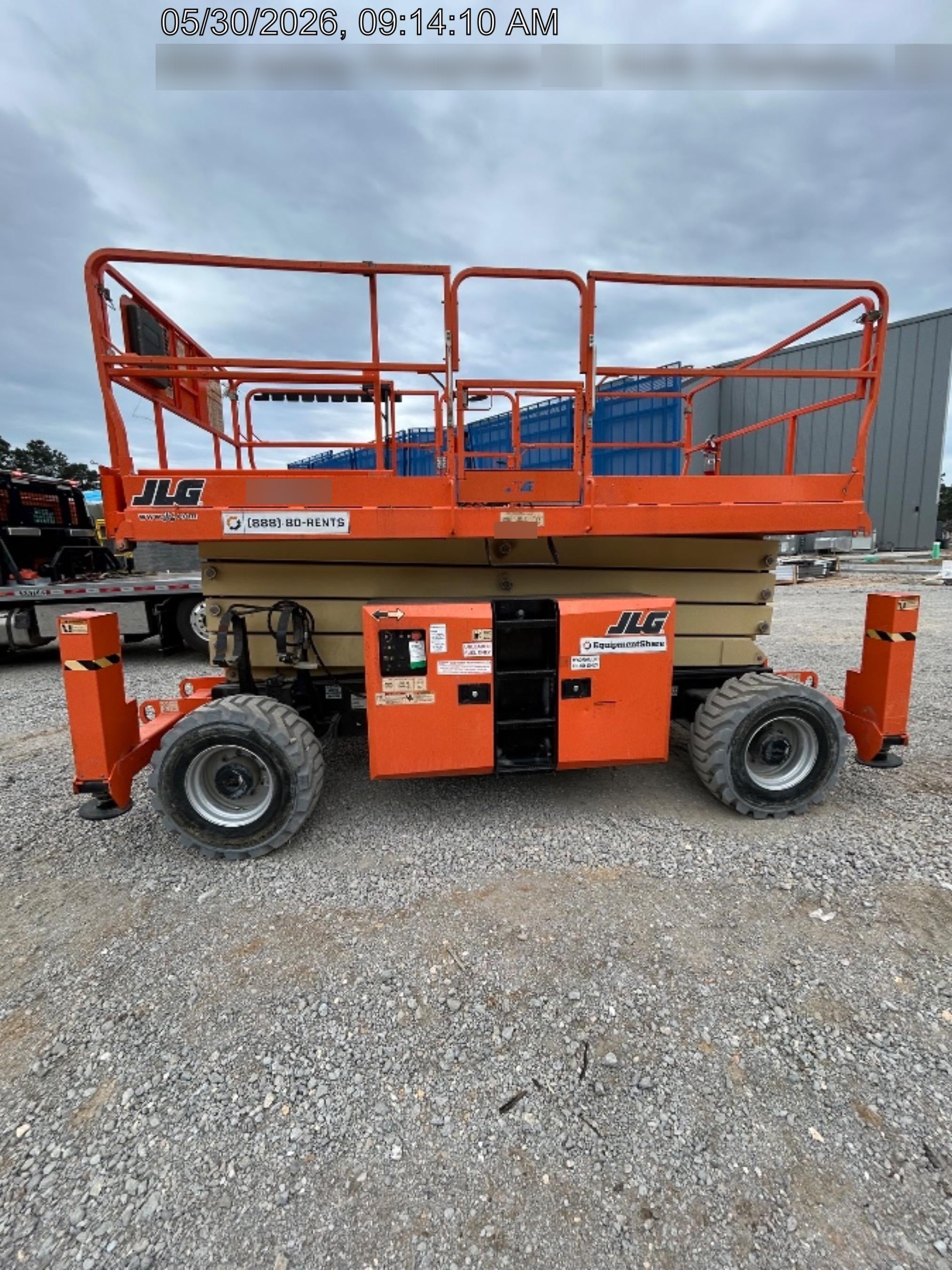 2020 JLG 430LRT
