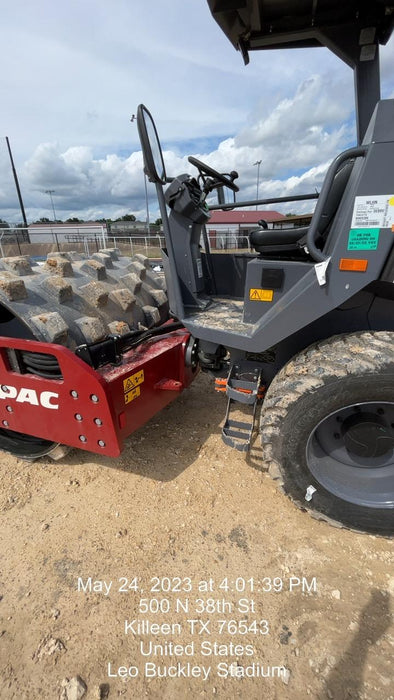 2023 DYNAPAC CA1400D