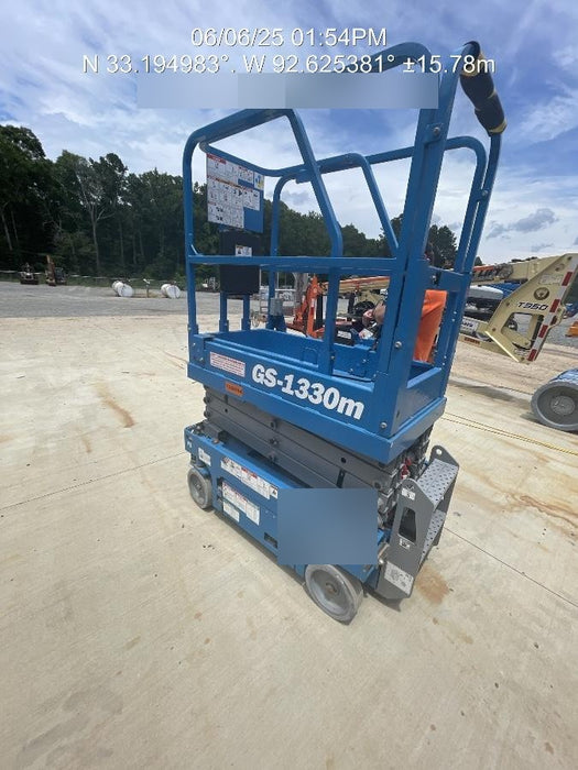 2021 GENIE GS-1330m