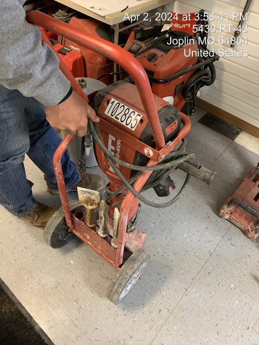 2020 HILTI TE 3000-AVR