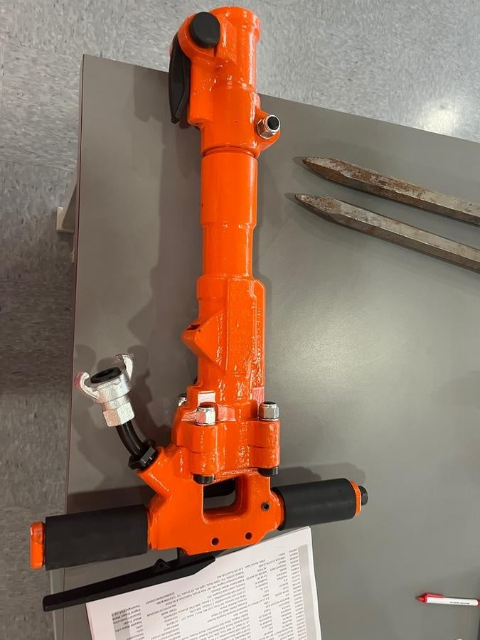 2024 MICHIGAN PNEUMATIC ES-TPB30-1-TRACKER