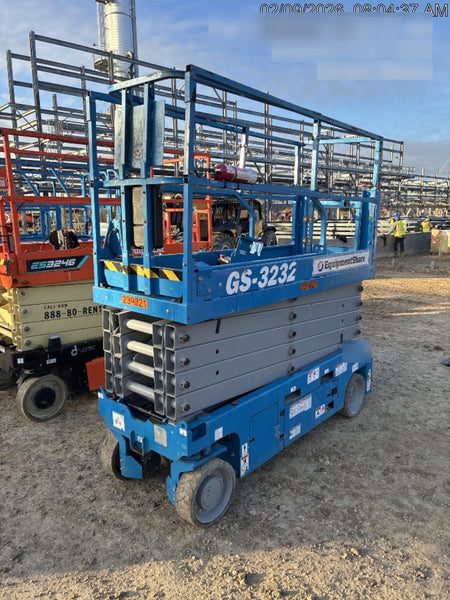 2022 GENIE GS-3232