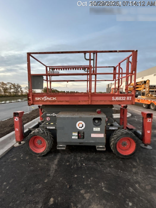 2019 SKYJACK SJ6832 RT
