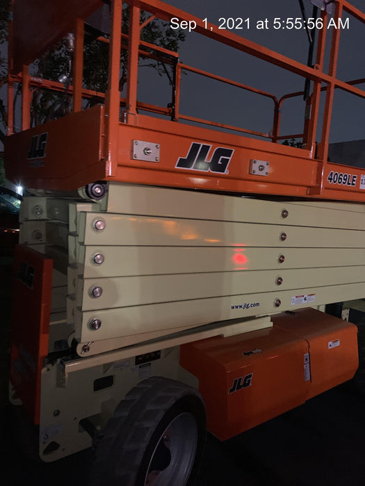 2021 JLG 4069LE