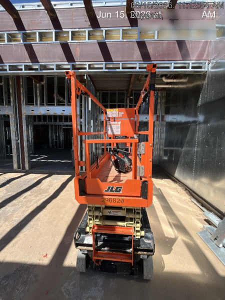 2023 JLG ES1932