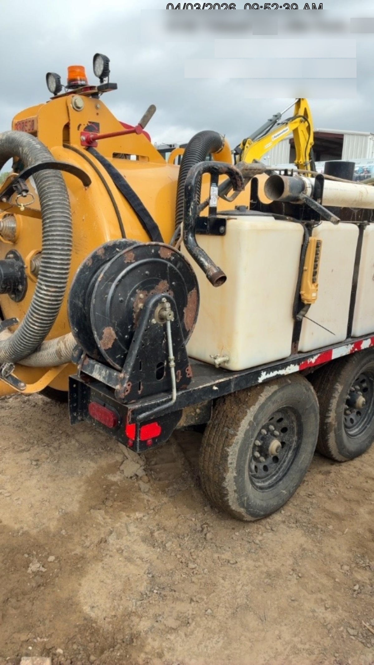 2023 VAC-TRON LP573XDT