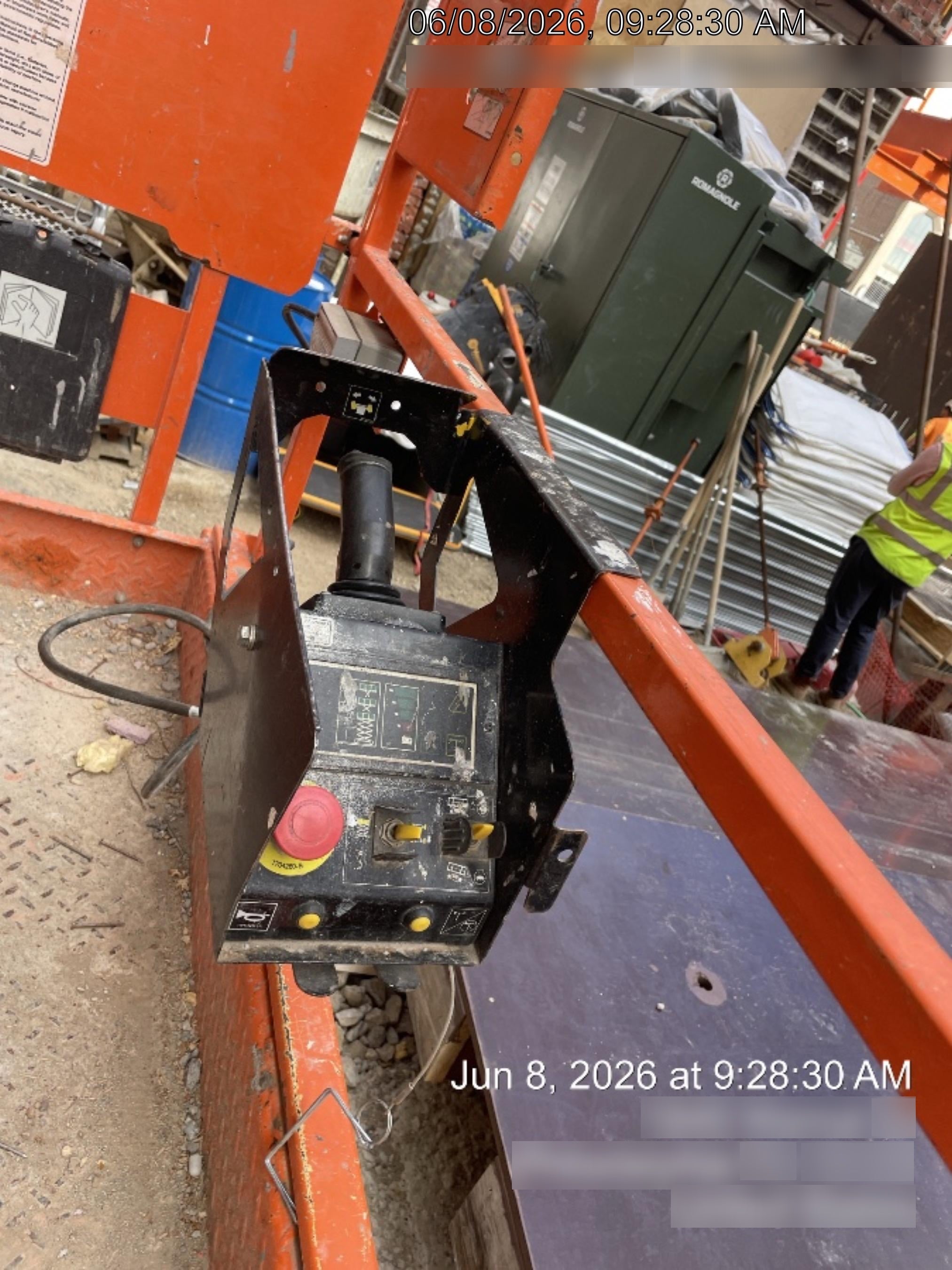 2021 JLG ES1932