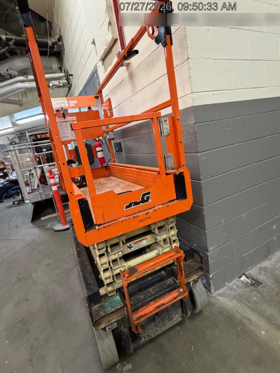 2022 JLG ES1932