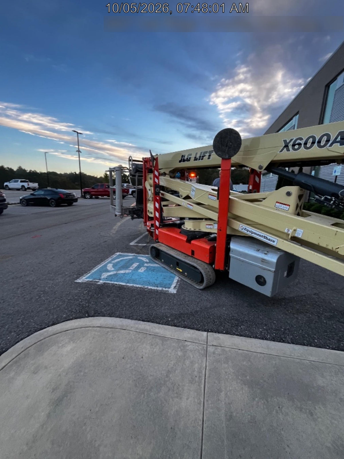 2020 JLG X600AJ