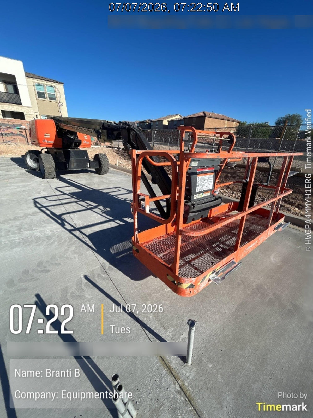 2023 JLG 660SJ