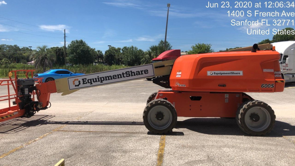 2020 JLG 600S