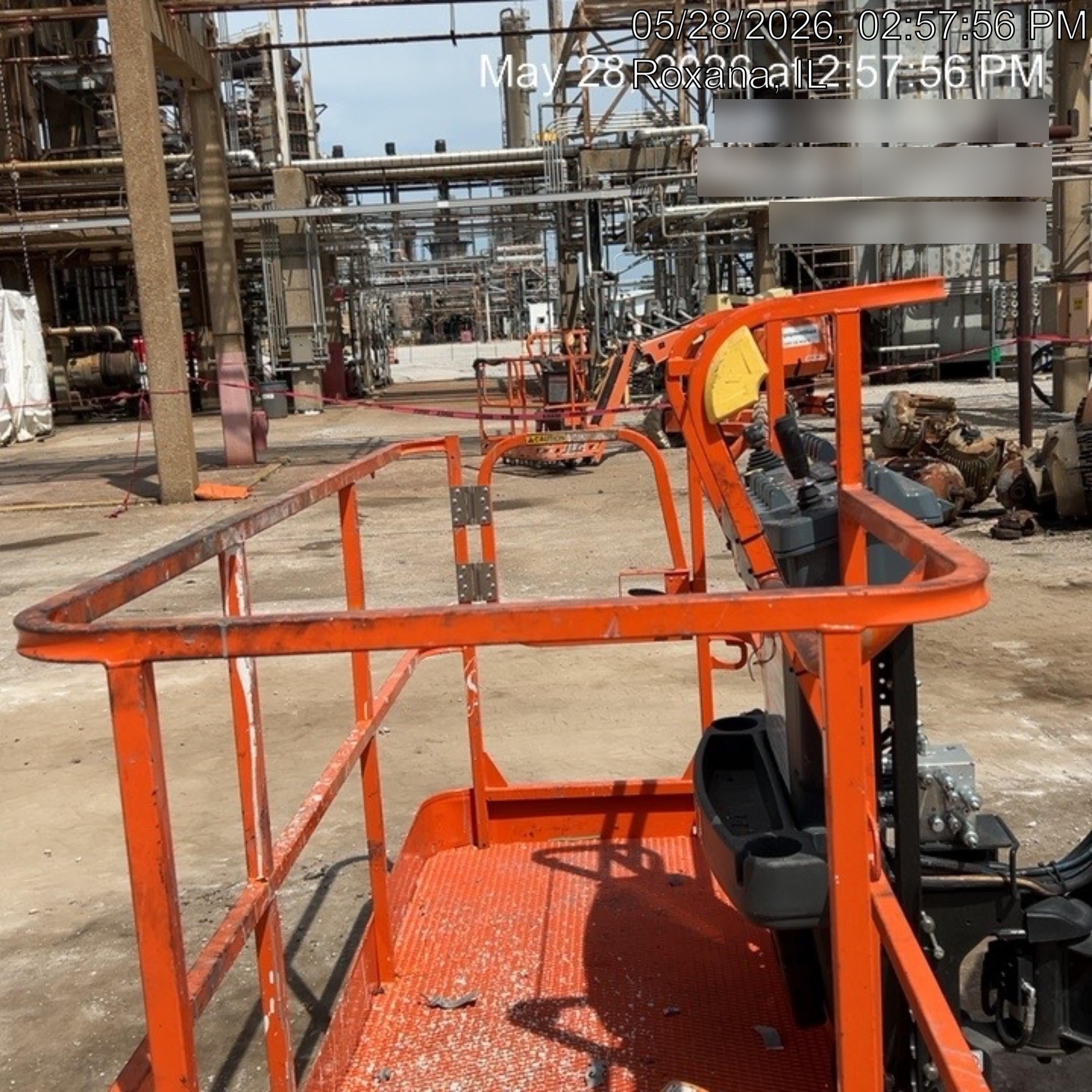 2025 JLG 800AJ