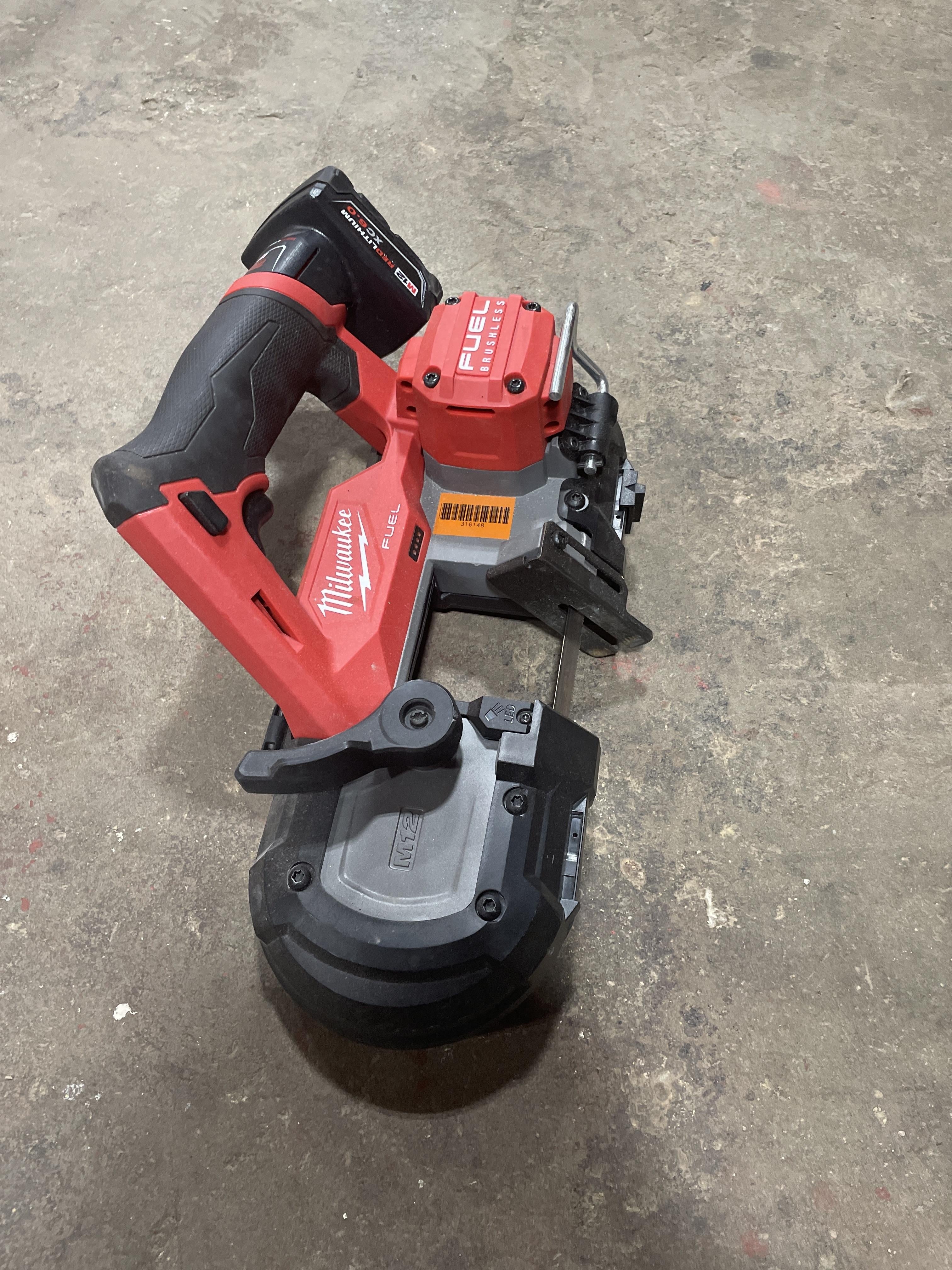 2023 MILWAUKEE 2529-20