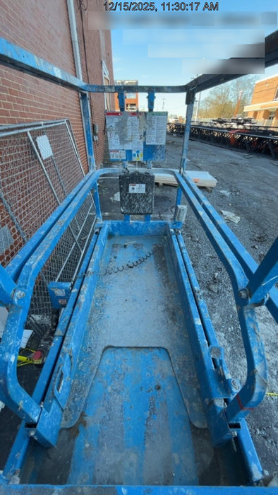 2020 Genie GS-1930 Solid Non Marking Tires, Beacon, Folding rails with half height swing gate